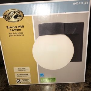 Exterior Wall Lantern